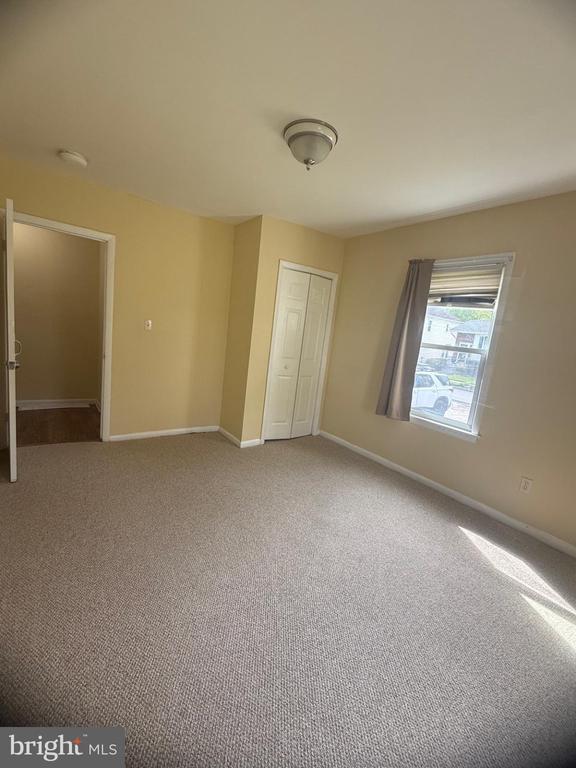 Building Photo - 75 Melrose Ave