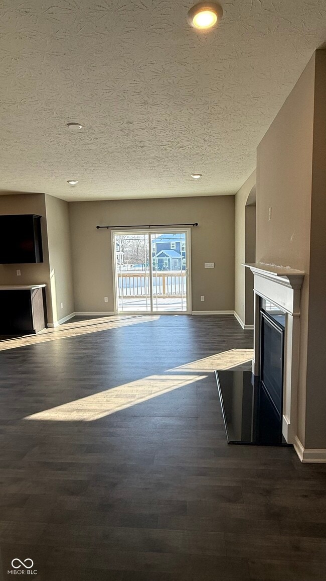 Building Photo - 6923 Bryant Pl