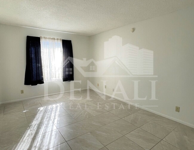 Building Photo - 4746 W Aster Dr