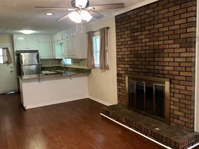 Building Photo - Stepless ranch home in Mableton