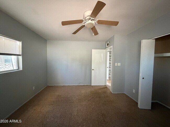 Building Photo - 11216 W Nevada Ave