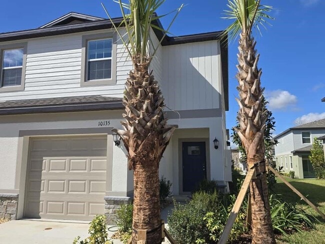 Building Photo - 10135 Trumpet Honeysuckle Wy