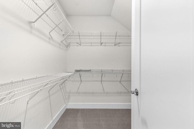 Building Photo - 238 Van Buren St