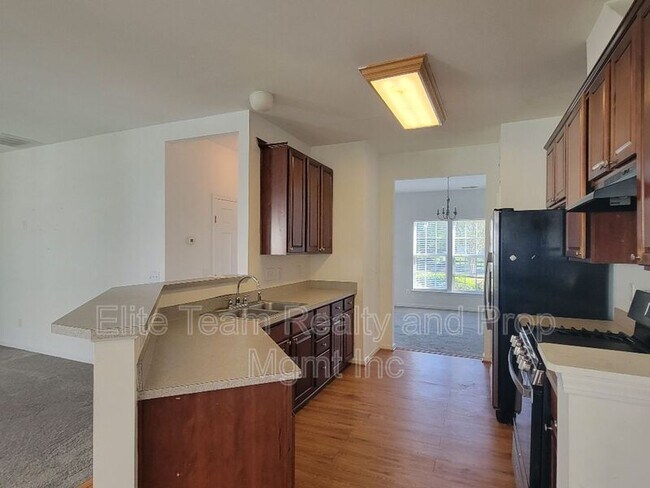 Building Photo - 177 Autumn Falls Dr