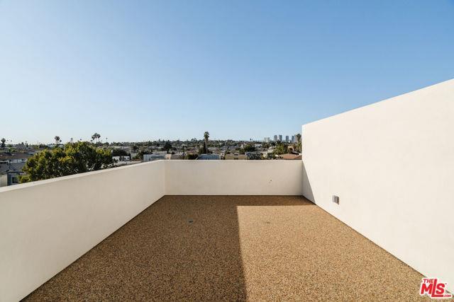 Building Photo - 1954 S Garth Ave