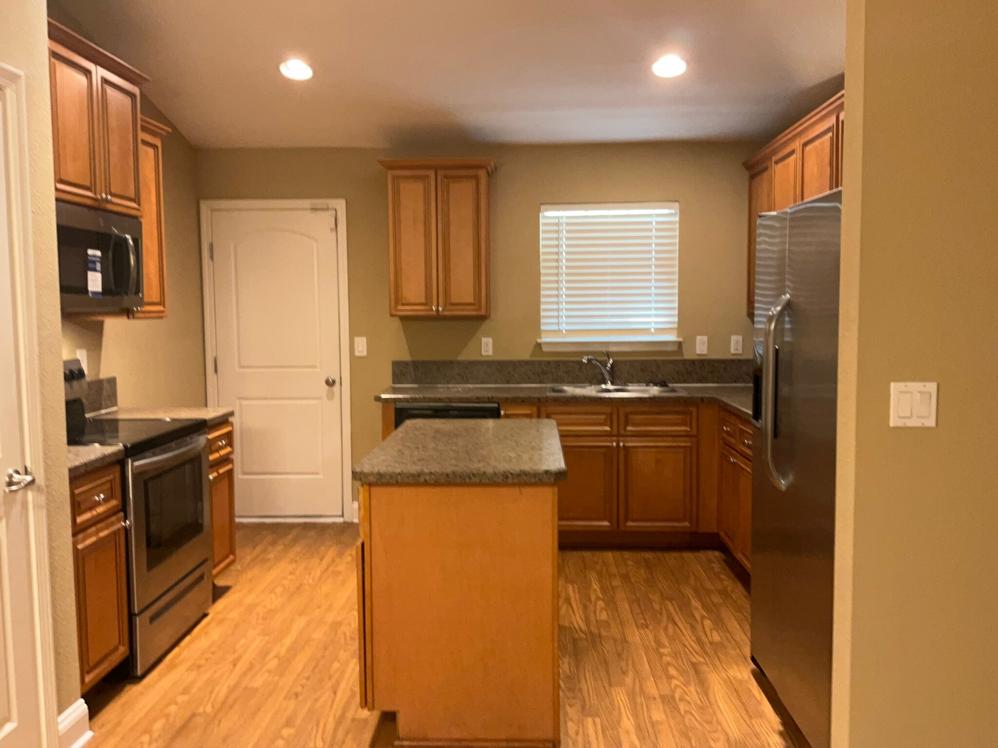 Building Photo - 2132 Cherokee Cove Trl