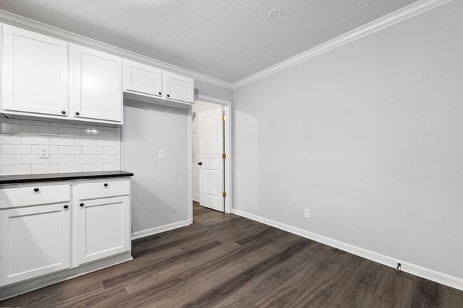 Building Photo - Sherwood Rental