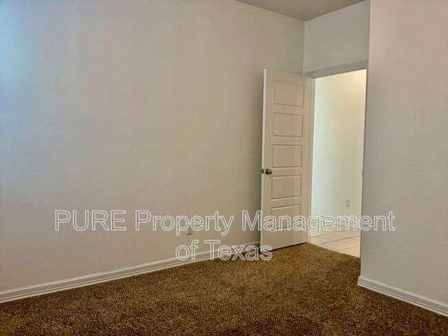 Building Photo - 18005 Pomelo Ln