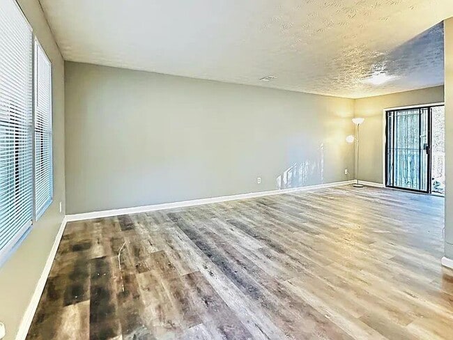 Building Photo - 3829 Natalie Ct