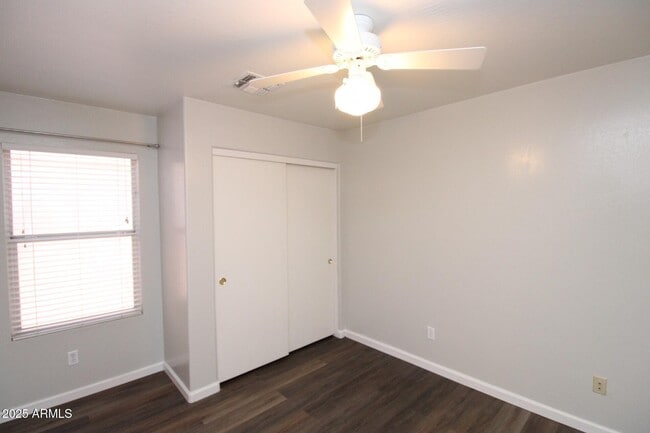 Building Photo - 4526 E Windsong Dr