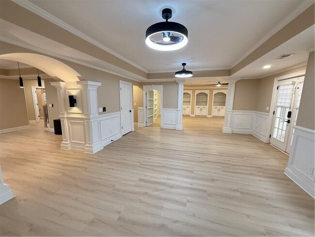 Building Photo - 1570 Briergate Dr