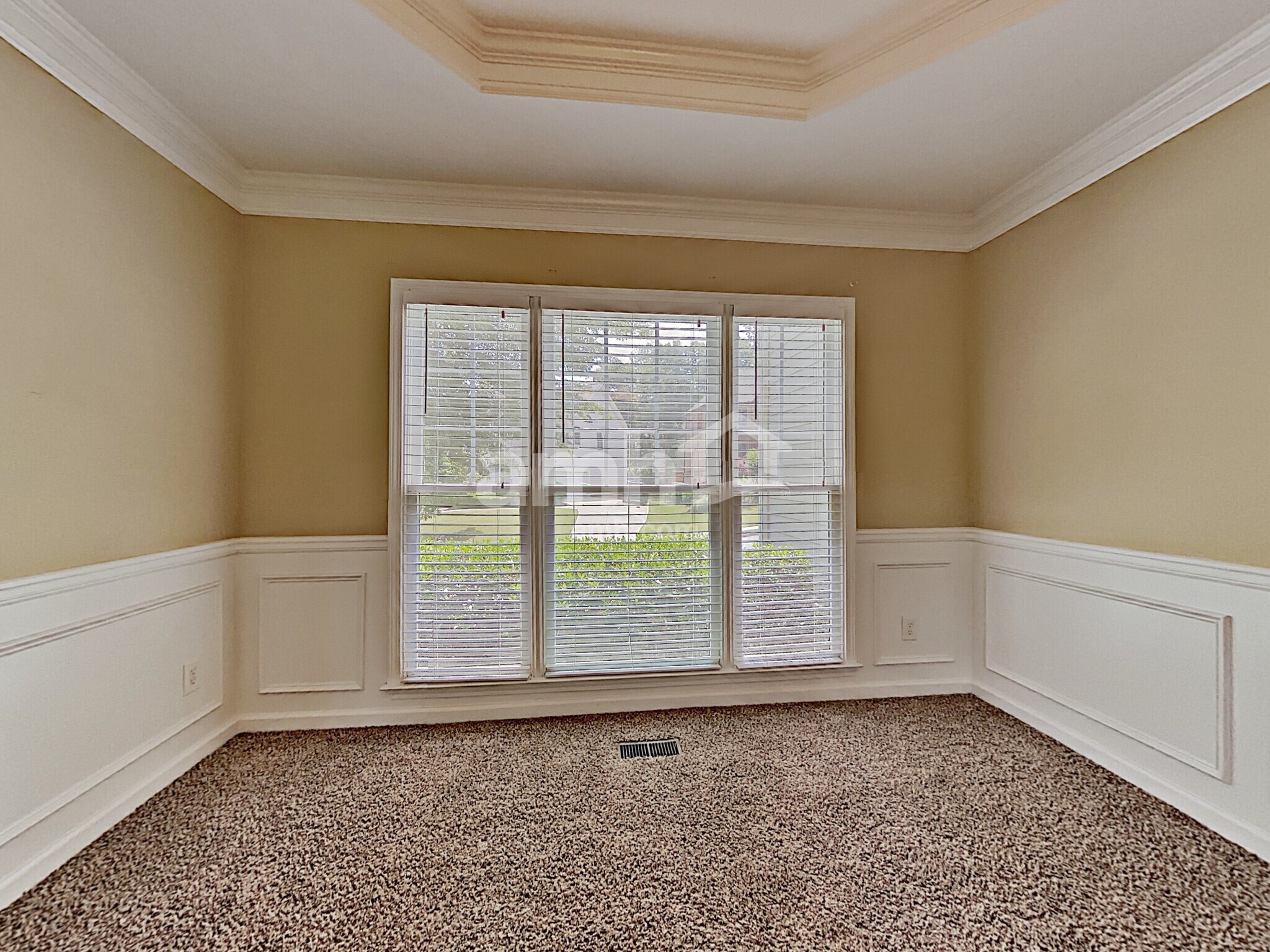 Building Photo - 1758 Crossvale Dr