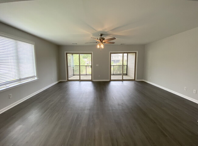 Building Photo - Spacious Townhome located on Hilton Head I...