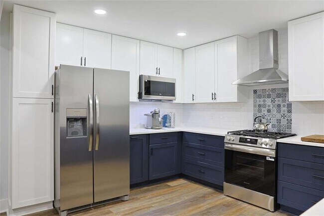 Building Photo - 2184 Skye Isles Pass SE