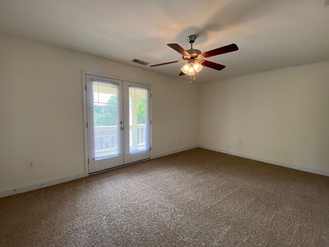 Building Photo - PRE-LEASING FOR AUGUST 2026!