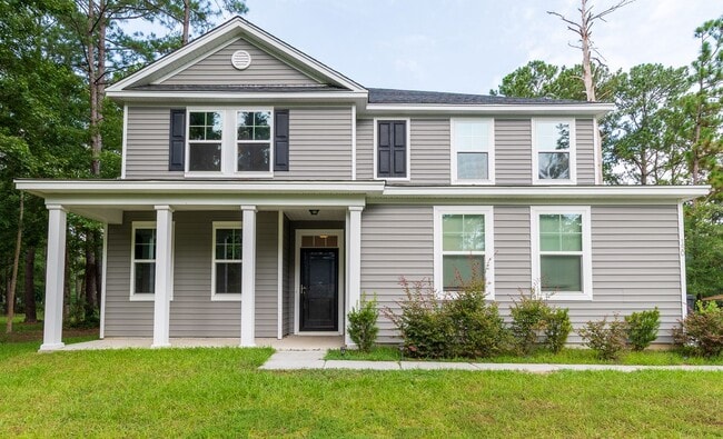 Primary Photo - Modern Living in the Heart of Summerville!