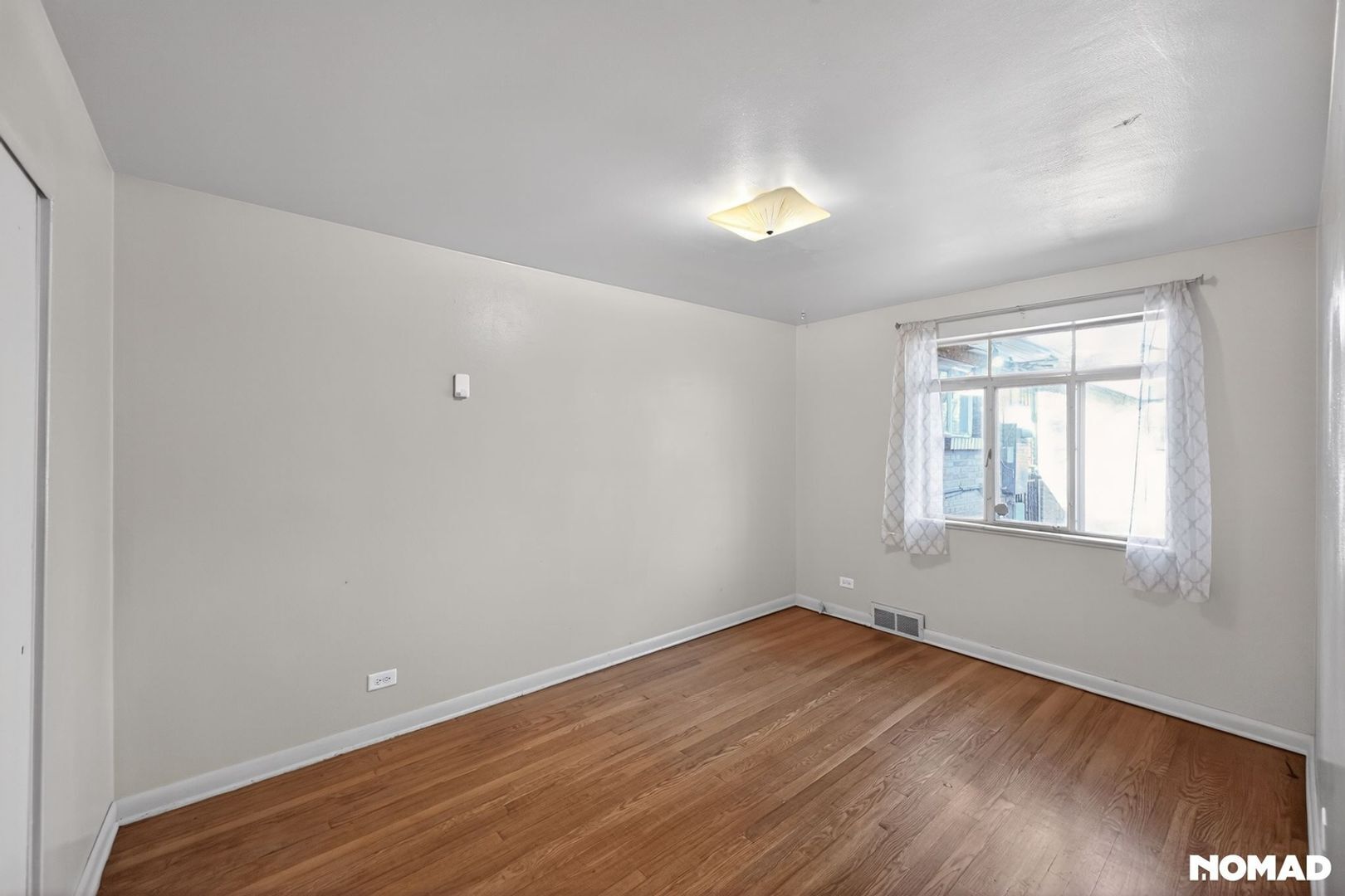 Building Photo - 6801 E 6th Ave