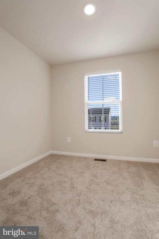 Building Photo - 62 Thrower Rd