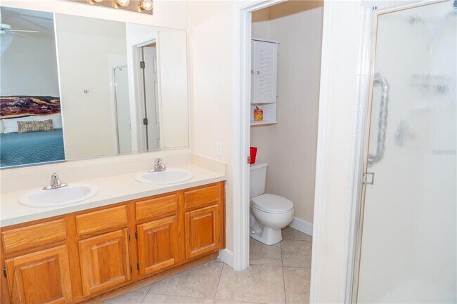 Building Photo - 714 Bay Hill Ct