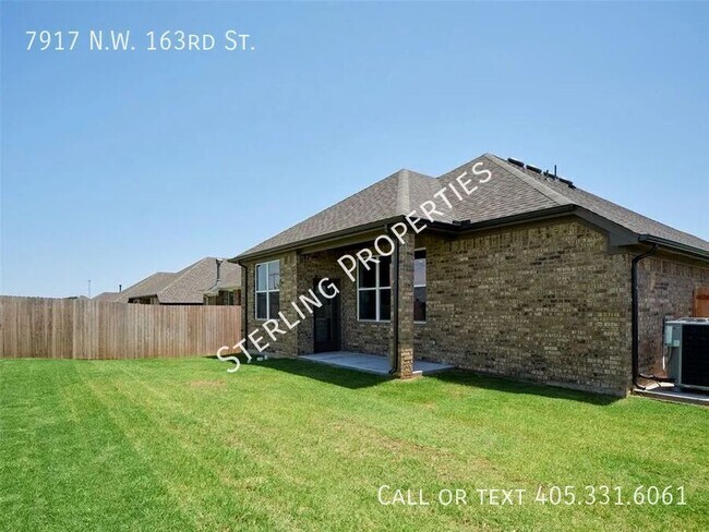Building Photo - 7917 NW 163rd St