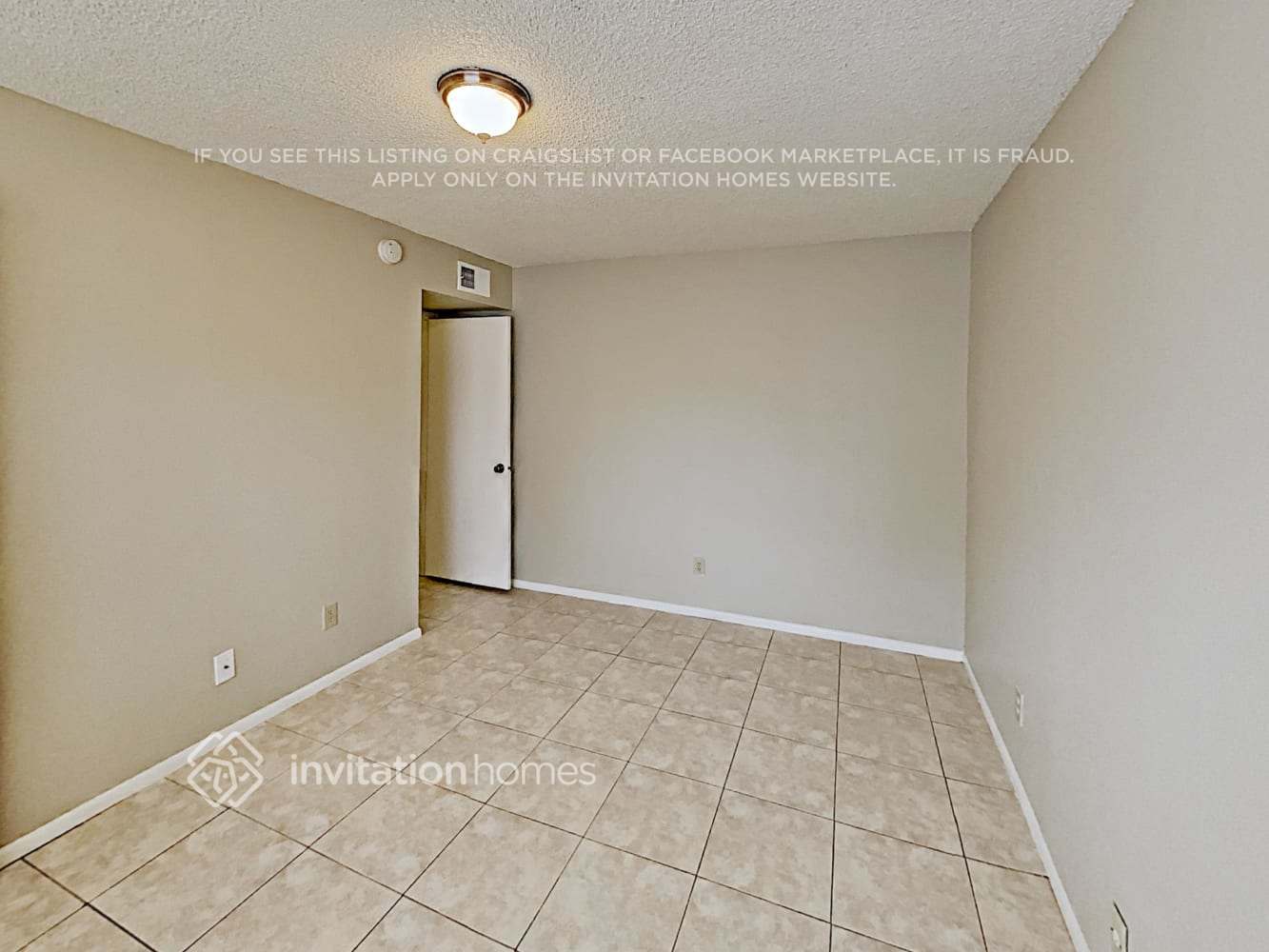 Building Photo - 1205 W Chilton St