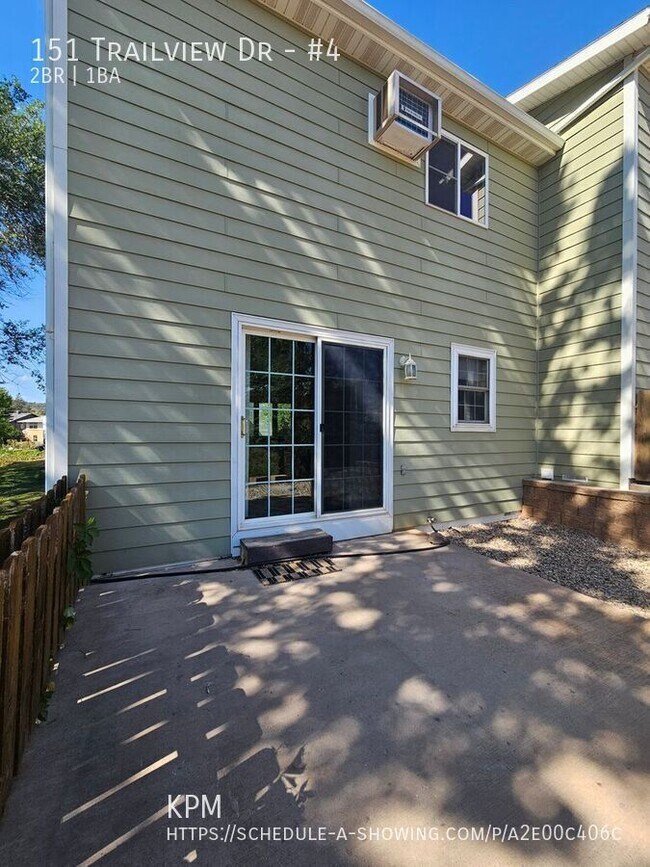 Building Photo - 151 Trail View Dr