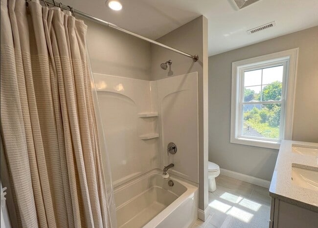 Building Photo - 57 Castine St
