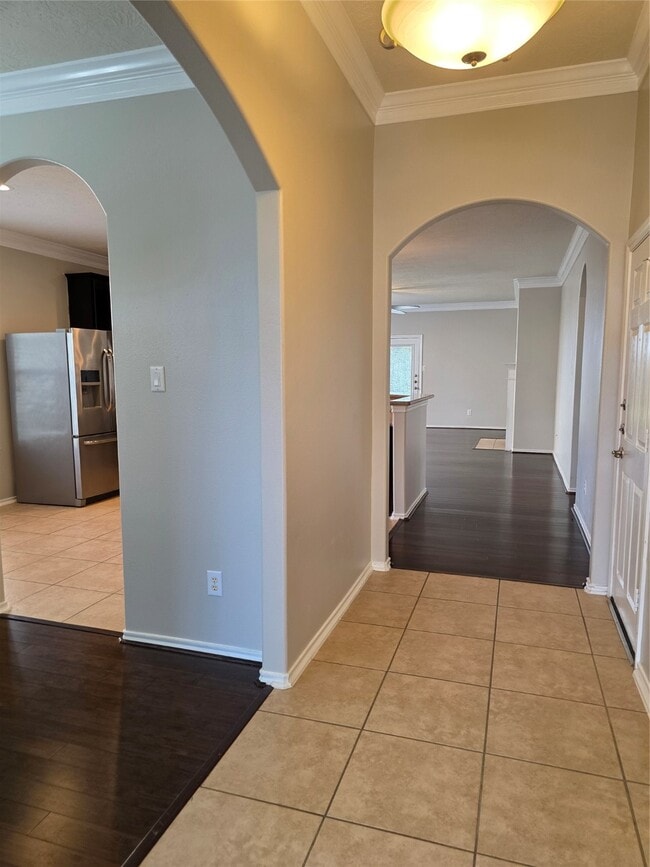 Building Photo - 2545 Sandvalley Way