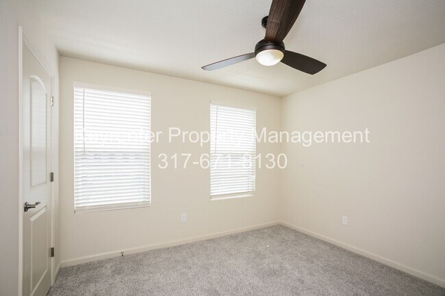 Building Photo - 9738 Behner Dr