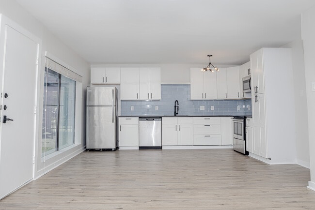 Building Photo - 501 Branard St