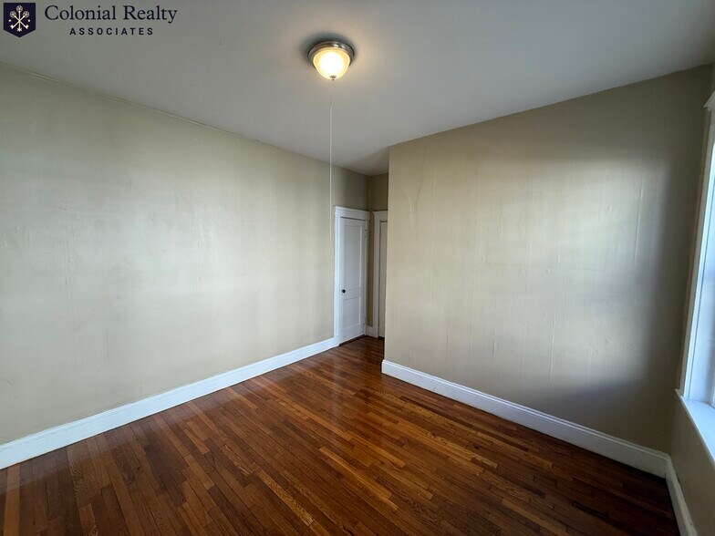 Building Photo - 319 Allston St