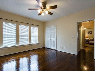 Building Photo - 1817 Thomas Pl