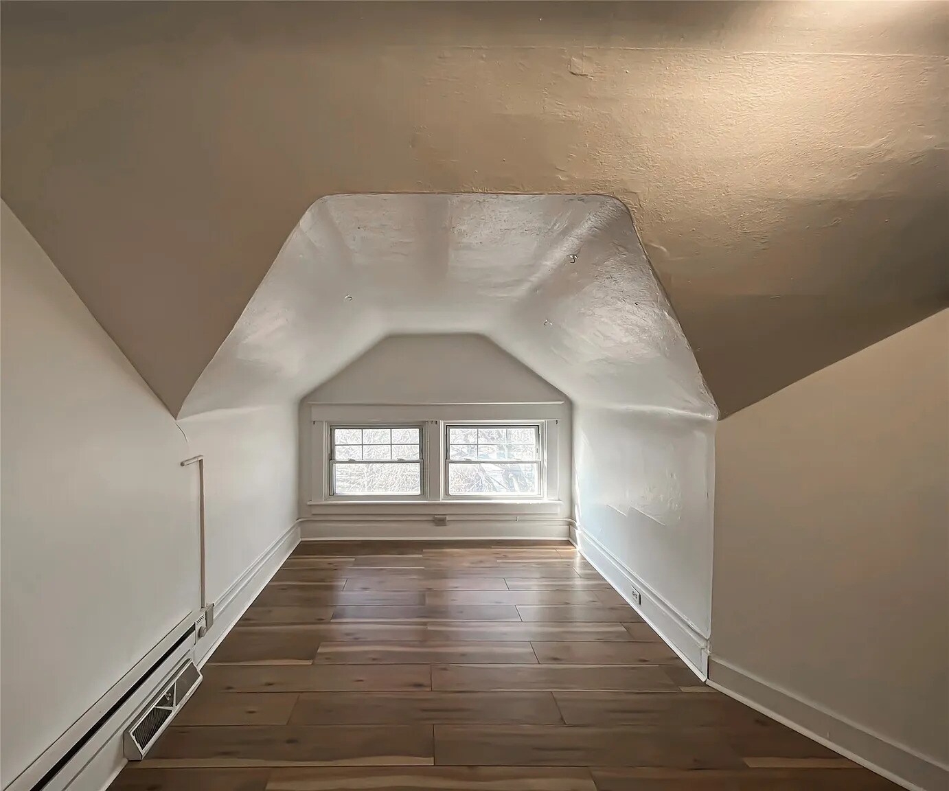 Building Photo - 1171 21st St