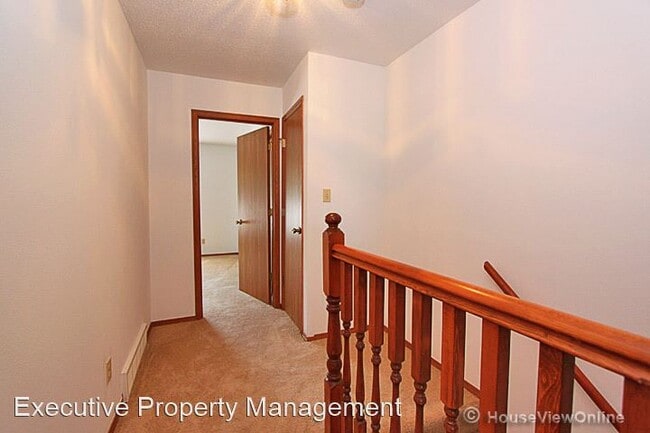 Building Photo - 1413 Brookshire Rd