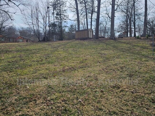 Building Photo - 4450 Galbraith School Rd