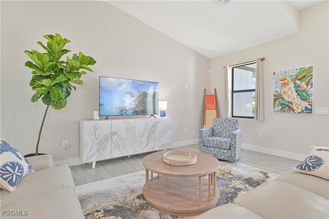 Building Photo - 1137 SW 29th Terrace