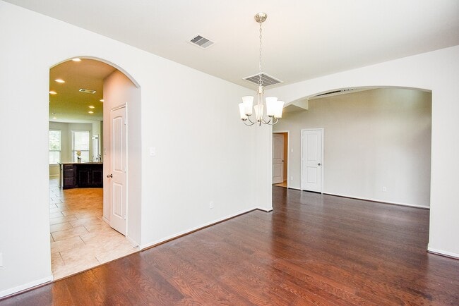 Building Photo - 13906 Manobrook Ct