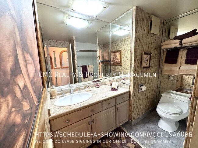 Building Photo - 5400 E The Toledo