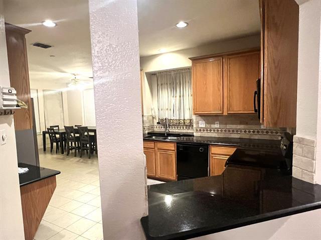 Building Photo - 5017 Remington Dr