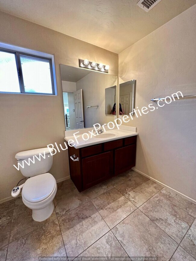 Building Photo - 14615 S Avenida Cucana