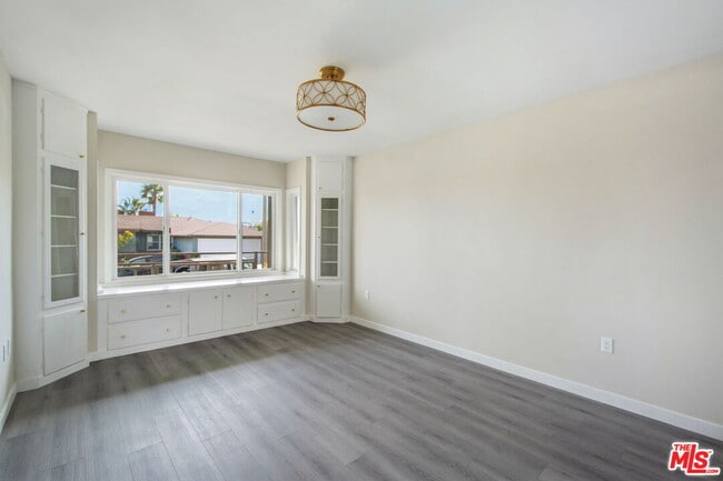 Building Photo - 4151 Don Mariano Dr