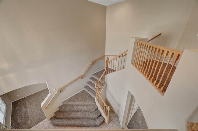 Building Photo - 893 Dancing Vines Ave