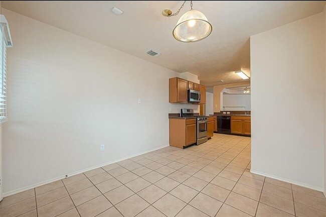 Building Photo - 1123 Desert Palms Ln
