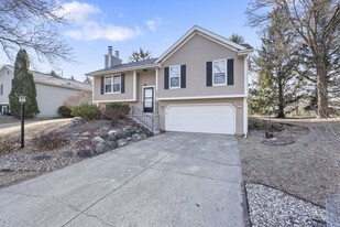 Building Photo - 7885 E Oakbrook Cir