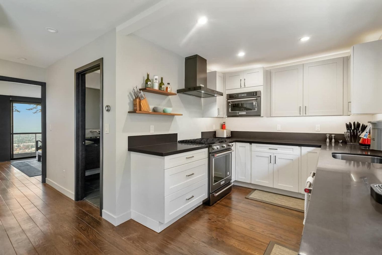 Building Photo - 22 Gravatt Dr