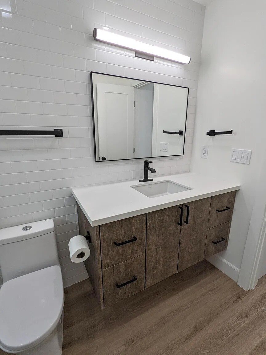 Building Photo - 1113 24th St