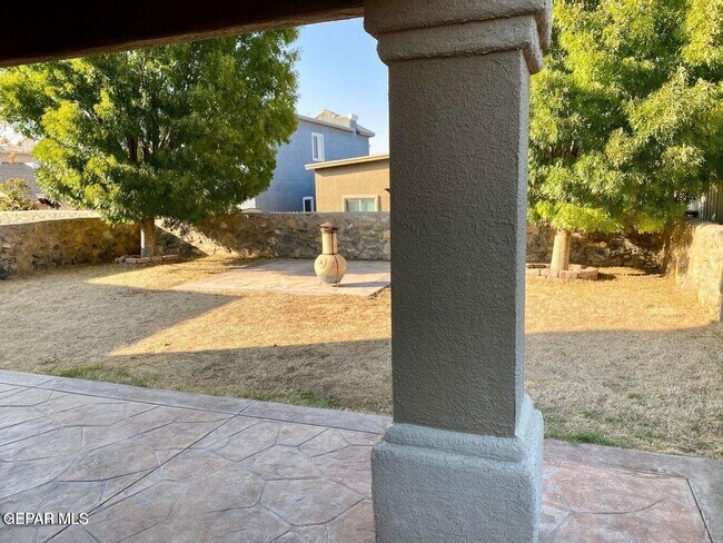 Building Photo - 12331 Sombra Grande Dr