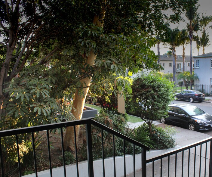 Building Photo - 1818 N New Hampshire Ave