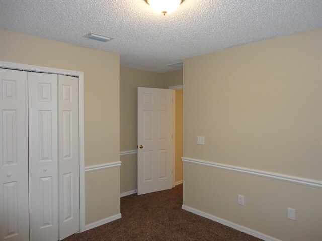 Building Photo - 11808 Lynmoor Dr