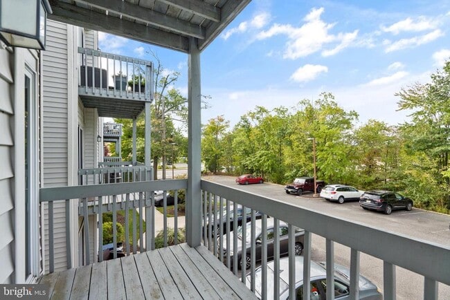 Building Photo - 2037 Lucas Ln